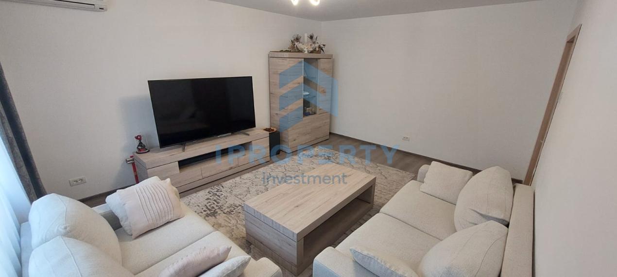 Unirii | 3 camere | 2 bai | Parcare | Centrala Proprie | Etaj 4 Din 8 - fotografie proprietate 2