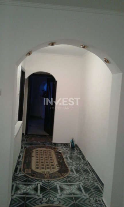  Apartament 3 camere, decomandat, CUG - 9