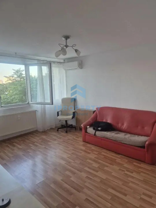 Vanzare Apartament 2 camere în Tineretului, etaj 4/7, 3 min pana la metrou - fotografie proprietate 6