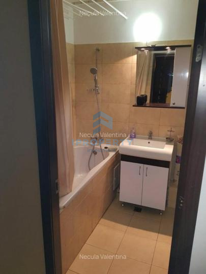 1 Decembrie  2 Camere  Decomandat Ac Metrou  - fotografie proprietate 9