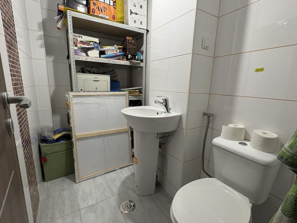 Apartament 4 camere Dristor Bloc 1998 95 Mp 2 Bai Centrala Renovat