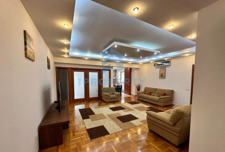 Închiriere Apartament 3 camere în Herastrau, Centrala proprie si loc parcare - fotografie proprietate 11