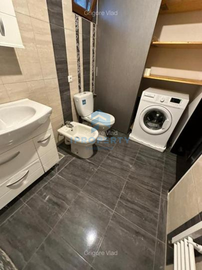 Închiriere Casă 3 camere în Pache Protopopescu, 3 camere, curte comuna - fotografie proprietate 12