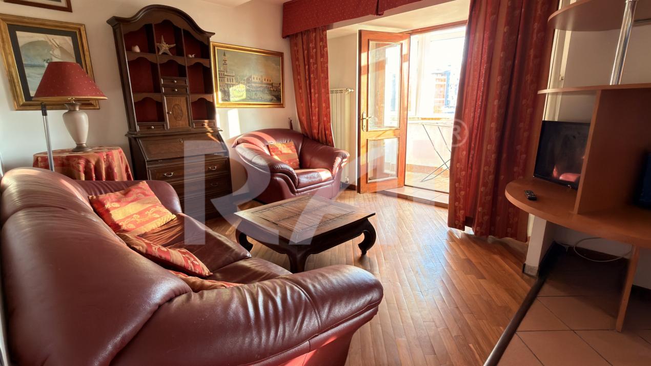 Apartament 2 camere în inima Craiovei | McDonald’s Centru | 54 mp