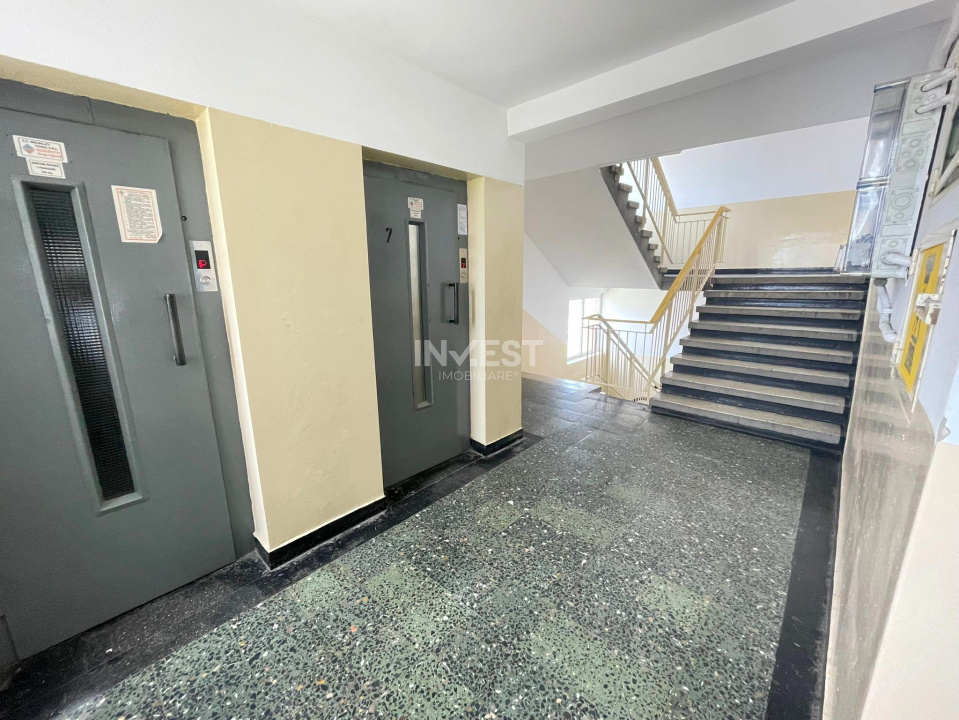 Garsoniera-30mp-etaj intermediar-Podul de Piatra - 7