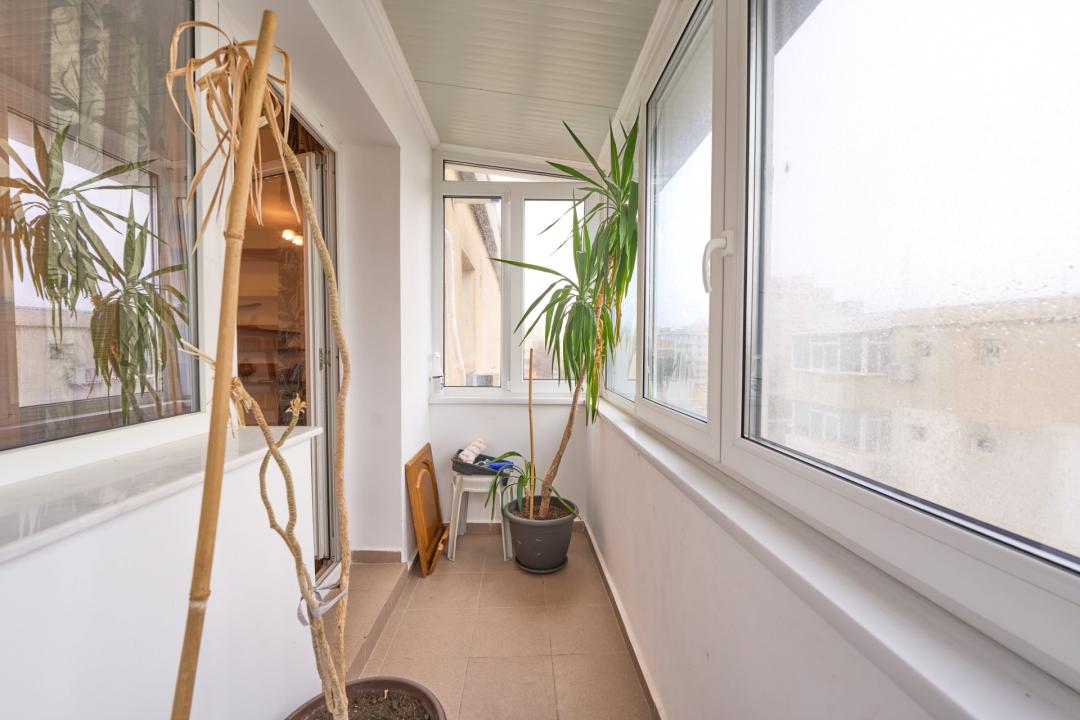 Apartament decomandat | 3 camere | zona Gara | luminos E-V