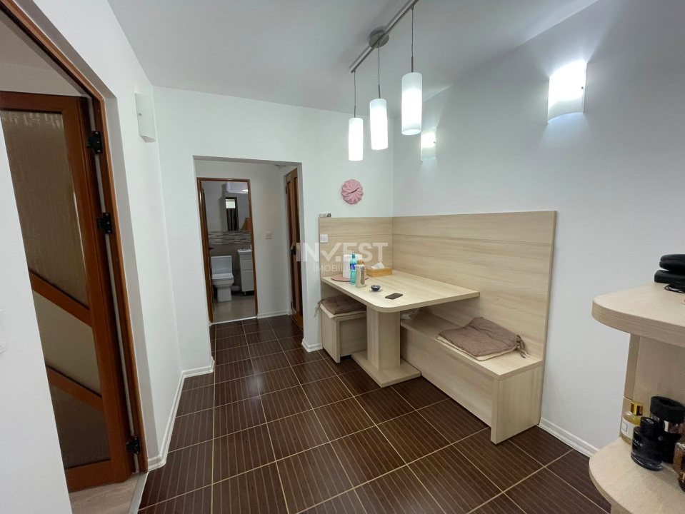 Aparetament renovat 3 camere decomandat-Podu Ros-Odeon-bloc fara risc - 5