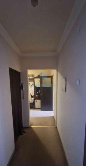 Apartament cu 2 camere in zona Titan Basarabia Etaj 2 - fotografie proprietate 8