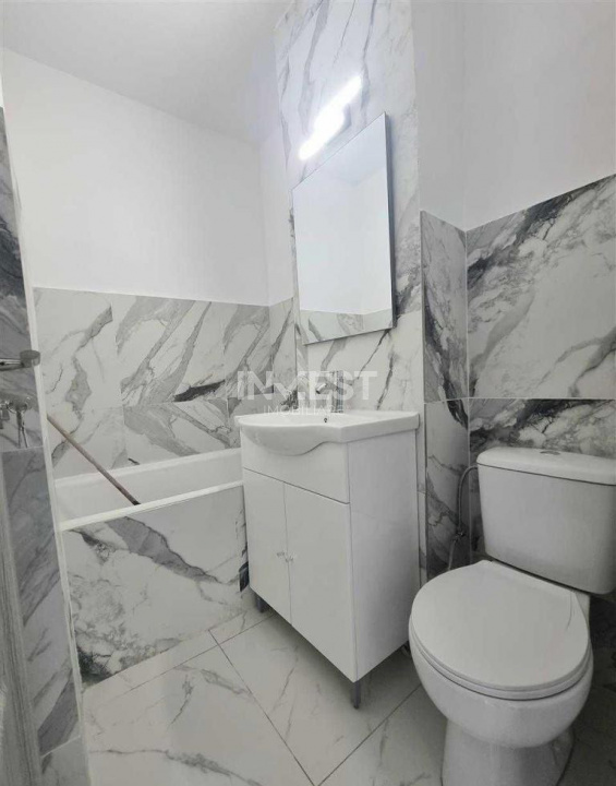 DE VANZARE-APARTAMENT 2 CAMERE-DECOMANDAT-MIRCEA CEL BATRAN - 6