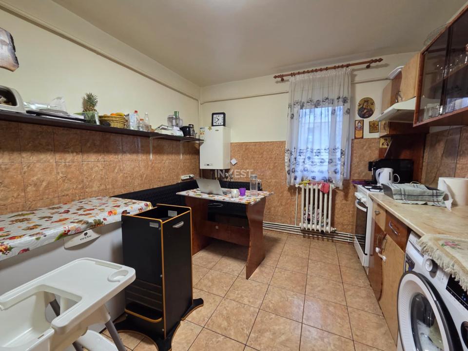 APARTAMENT 2 CAMERE-ETAJ 1-DECOMANDAT-DACIA - 5