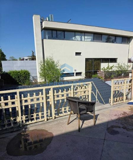 Vânzare Casă 7 camere în Drumul Sarii, intrari separate, curte 338 mp, centrala  - fotografie proprietate 1