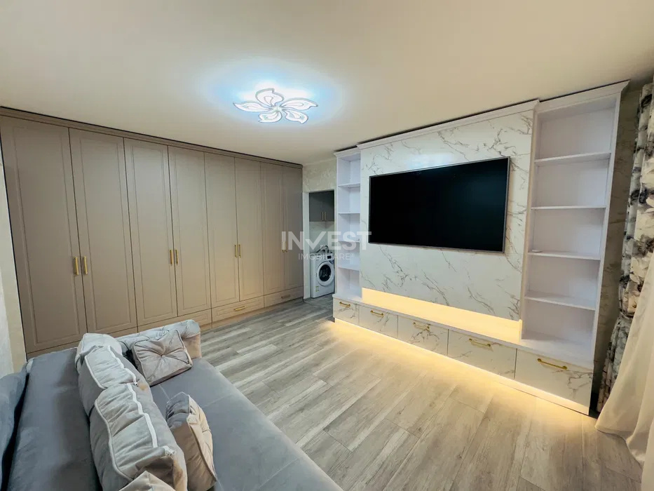 Apartament 3 camere în Păcurari, Mobilat &amp; utilat, 600 € - 3