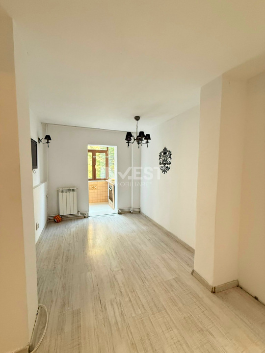 Apartament 3 camere-Sf Lazar-Palas Mall-etaj 1 - 2