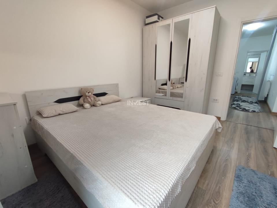 Penthouse cu 2 camere si 2 terase , 550 euro - Nicolina - 1