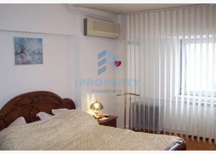 Închiriere Apartament 3 camere pretabil birouri în zona Unirii - fotografie proprietate 6