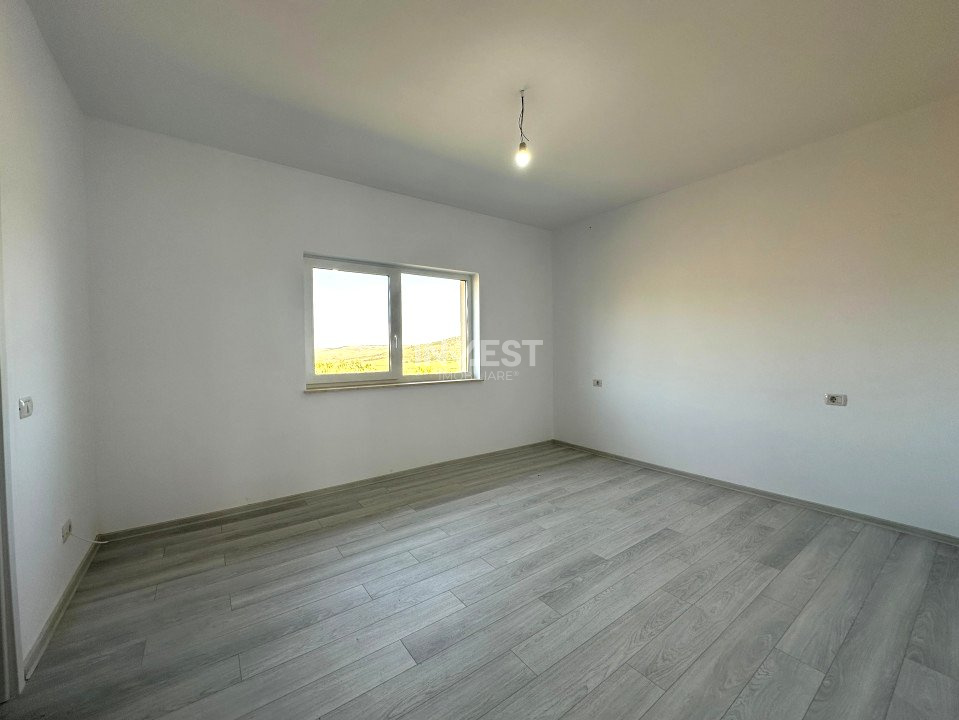 Casă de vânzare,  4 camere  în Valea Lupului, Iași - 17