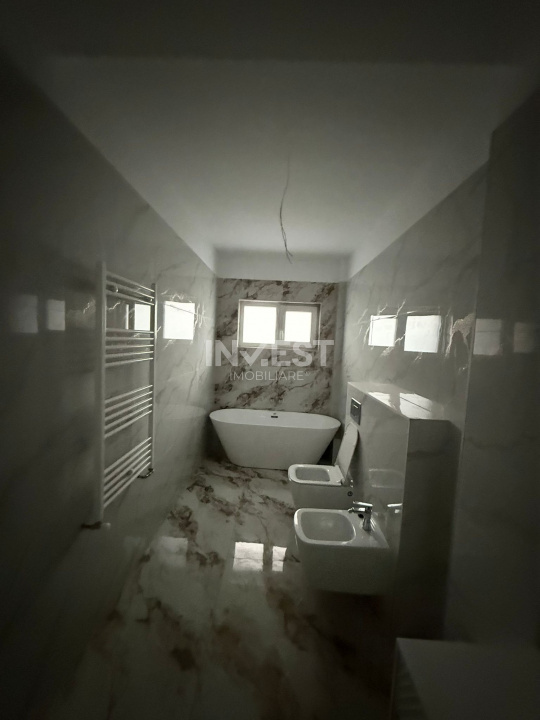 Casa CU GARAJ 4C Valea Lupului-Iași COMISION 0% - 3