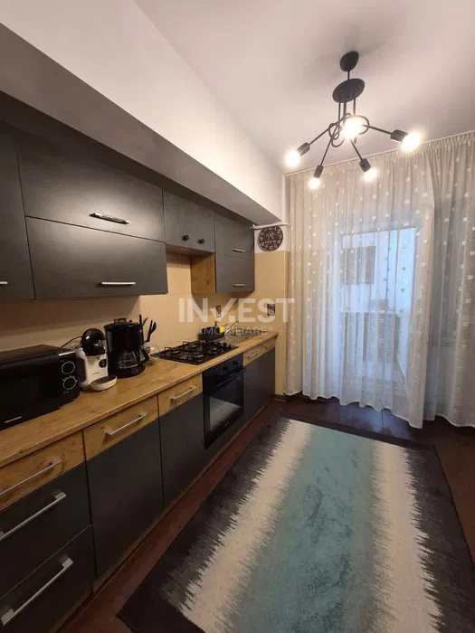 Apartament 4 camere de inchiriat zona Nicolina - 6