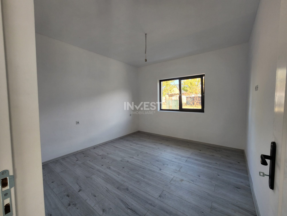 CASA INDIVIDUALA - 3 CAMERE - 2 BAI - 350 MP TEREN - VOROVESTI - 2