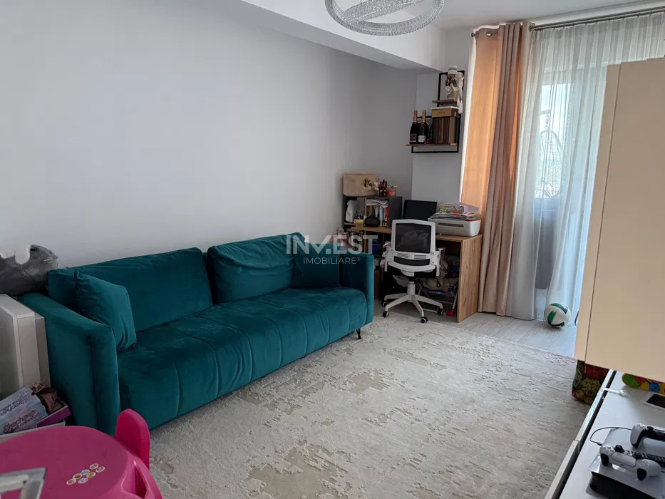 APARTAMENT CU 2 CAMERE DECOMANDAT, ETAJ 2, CAPAT CUG - 2