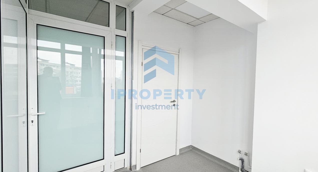 Domenii | Spatiu amenajat clinica medicala | 10,80 euro/mp | Prox. Metrou | - fotografie proprietate 2