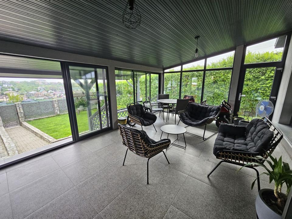 Casa 3 camere, Valea Adanca, mobilata de lux, COMISION 0%