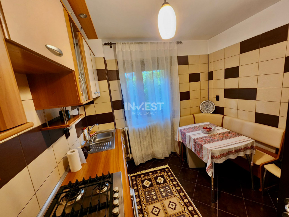 Apartament de vanzare, 2 camere, Zona Tatarasi - 5