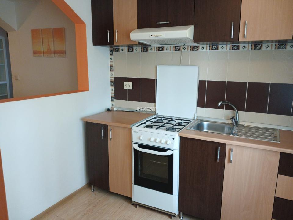 Apartament 2 camera de inchiriat zona Nicolina - 6