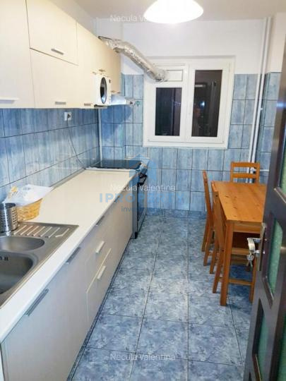 1 Decembrie  2 Camere  Decomandat Ac Metrou  - fotografie proprietate 8