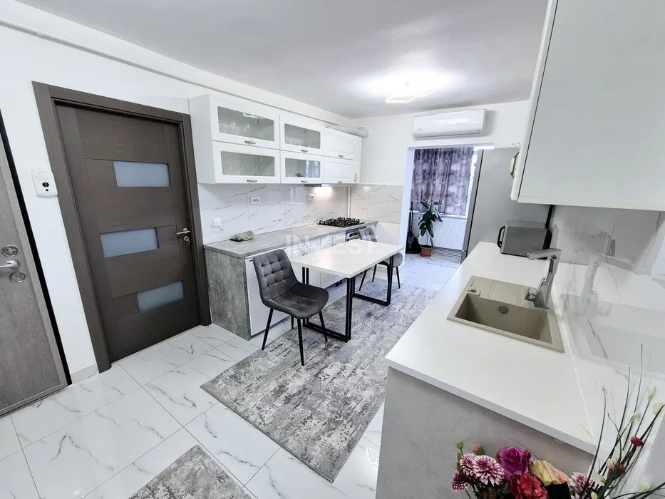 Apartament 3 camere decomandat, renovat modern, 75 mp, cu balcon- CUG - 1