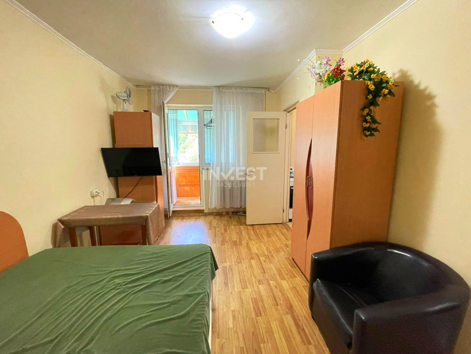 Garsoniera-Podu Ros-etaj 2-bloc fara risc - 1
