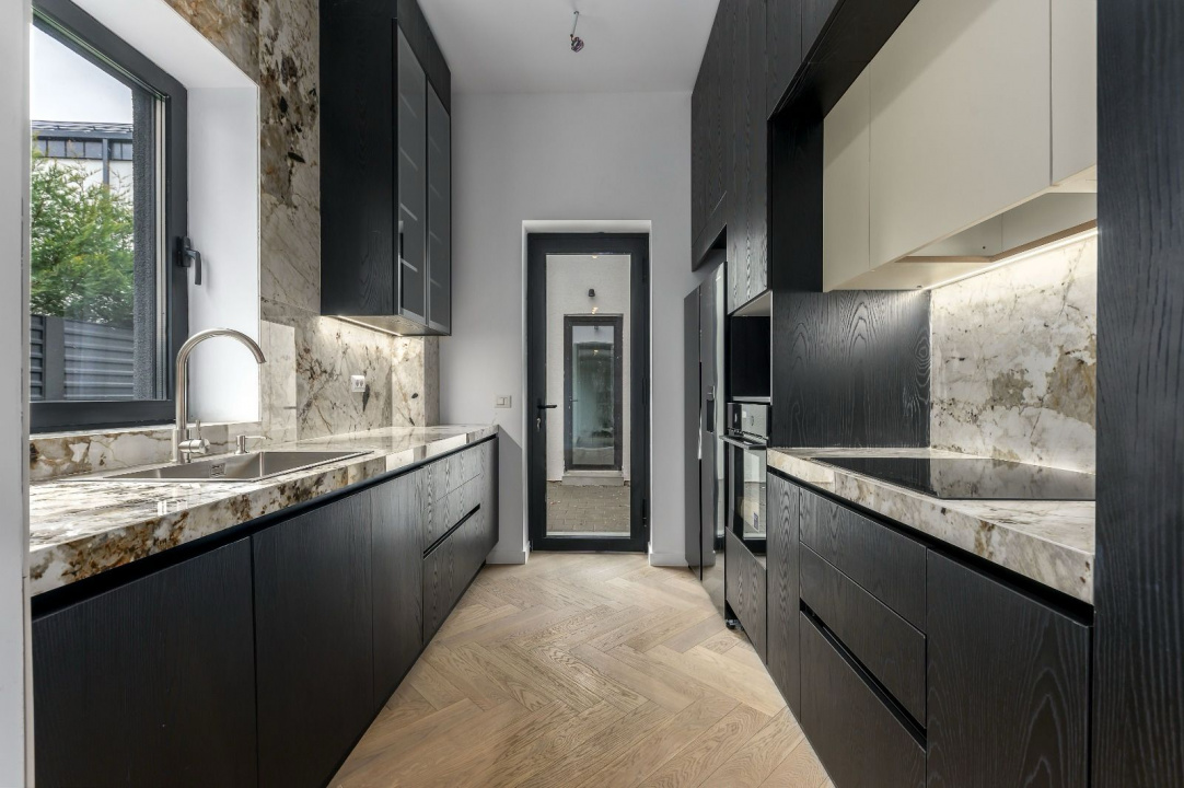 Vilă duplex P+2, finisaje premium, design unic – Voluntari, Erou Iancu Nicolae
