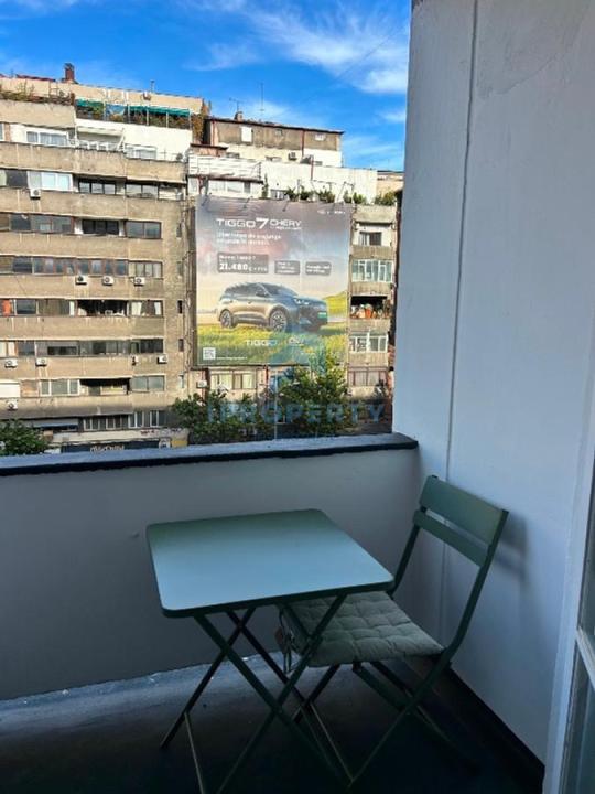 Universitate 2 camere renovat cu balcon si prox. metrou - fotografie proprietate 9