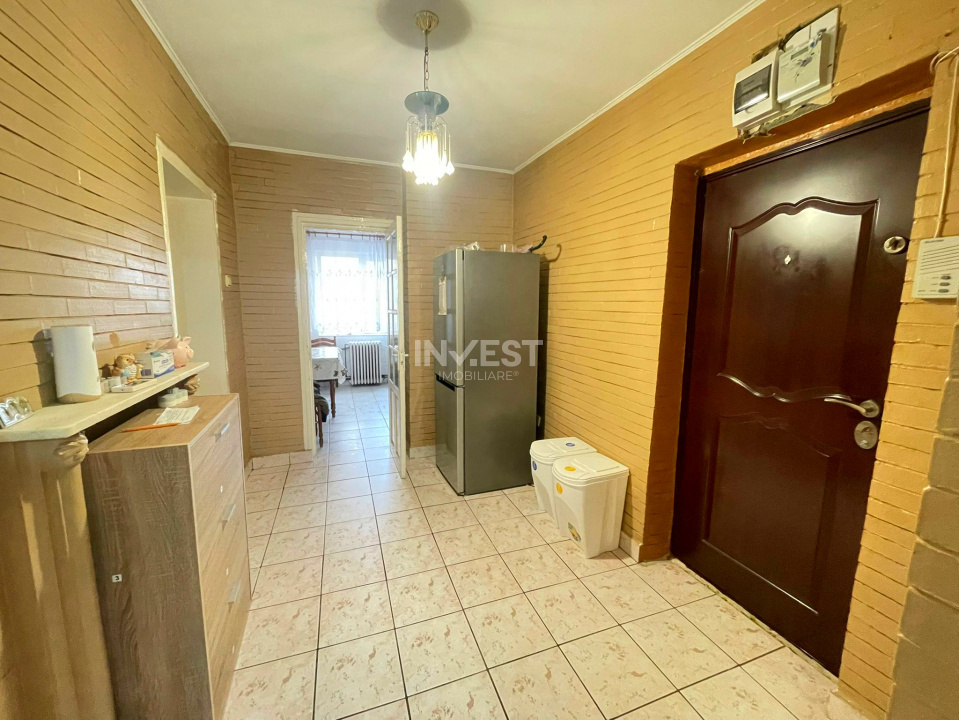 Apartament 3 camere decomandat - Podu Roș-liceul Racovita - 2