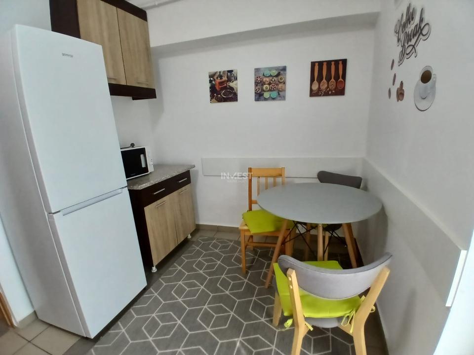 Garsonieră spațioasă de închiriat în zona Gară, 400 € - 4