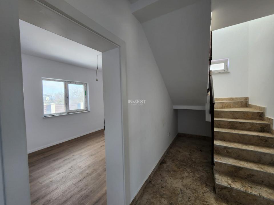 CASA INDIVIDUALA , 4 CAMERE,2 BAI, 530 MP TEREN, MIROSLAVA - 10