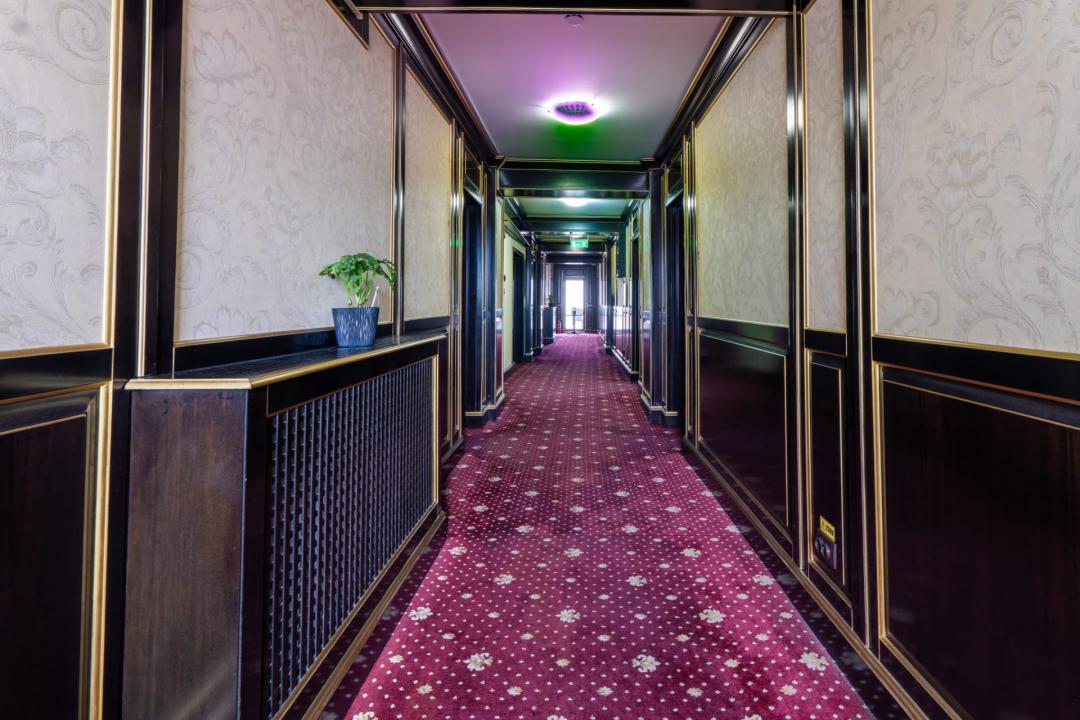 Hotel de vânzare, ideal pentru horeca sau clinică medicală