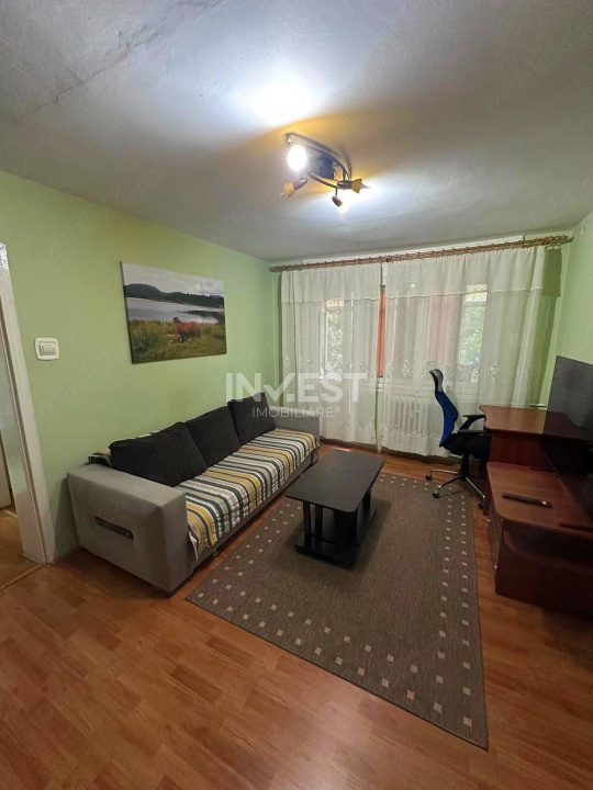 Apartament 3 camere-Podu Ros-etaj 2-Restaurant Odeon - 1