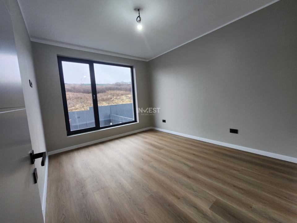 CASA 4 CAMERE , 2 BAI , 120mp utili, Miroslava, Clasa energetica A, Comision 0%  - 10