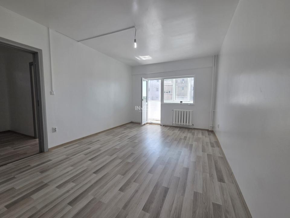 APARTAMENT 2 CAMERE , DECOMANDAT , ETAJ INTERMEDIAR, RENOVAT COMPLET - 3