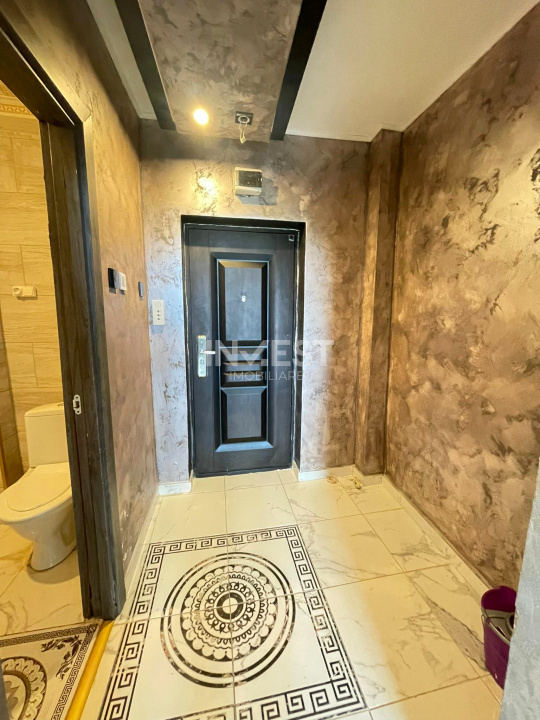 Garsoniera-30mp-etaj intermediar-Podul de Piatra - 2