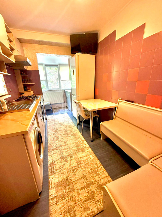 Apartament 2 camere-Podul de Piatra-etaj 1 - 1