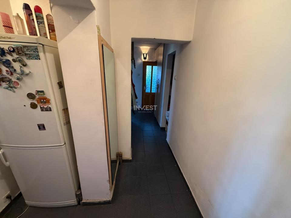 Apartament 3 camere decomandat-72mp-etaj intermediar-Bld Socola - 11