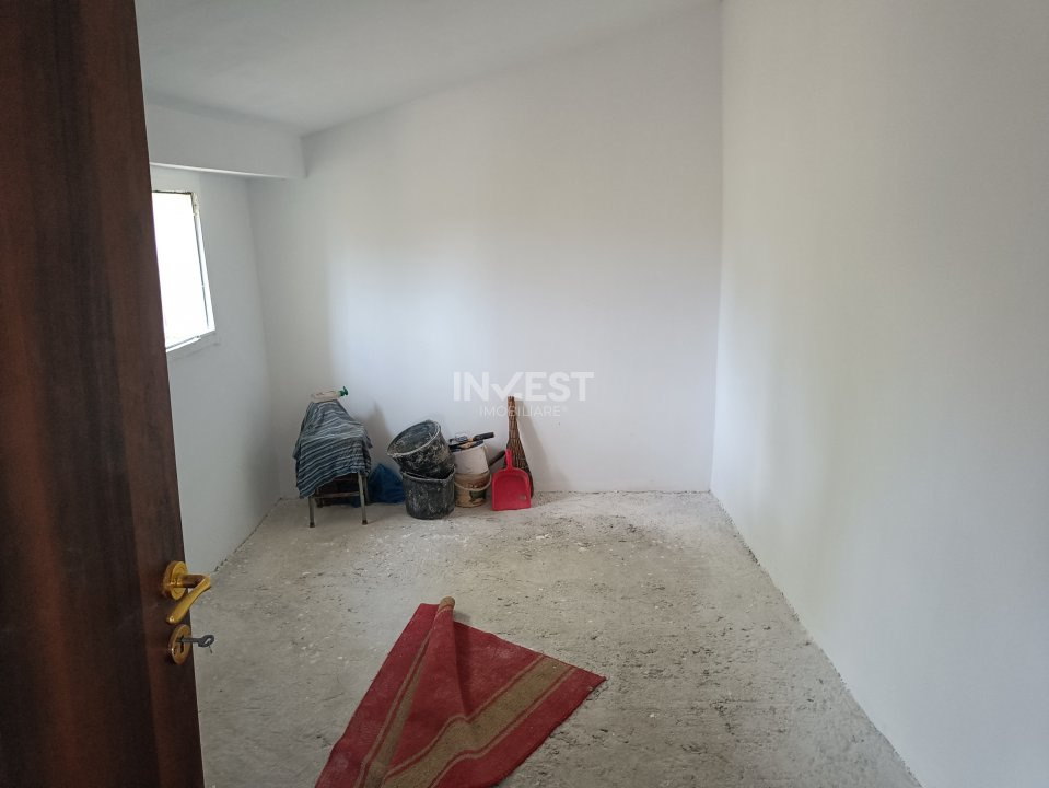 Casa cu 1688mp in zona Iepureni (Movileni) IASI - 2