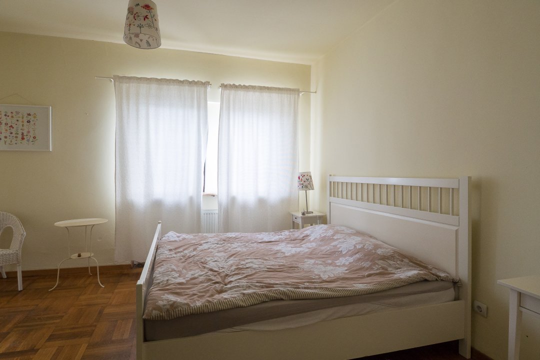 Domeniul si Conacul Furculesti, 30000mp pe malul lacului, ocazie unica