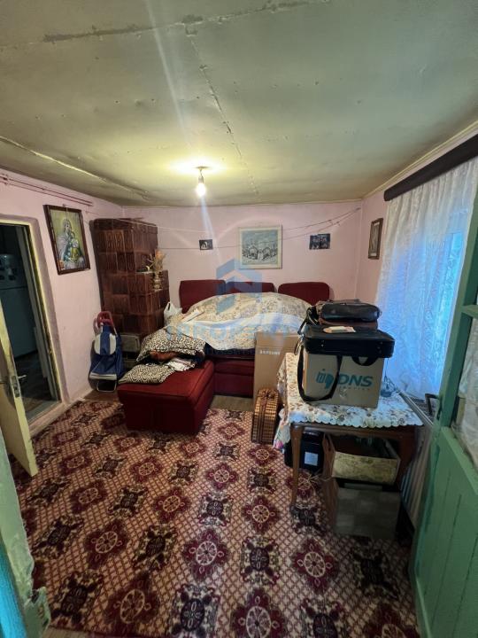 Casa de vanzare, teren 250m, Republica, Hala laminor - fotografie proprietate 8