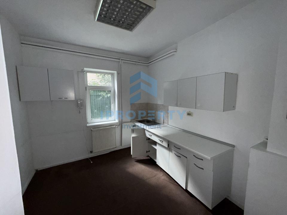 Vânzare ansamblu 2 Case 10 camere în Timpuri Noi cu curte privata - fotografie proprietate 6