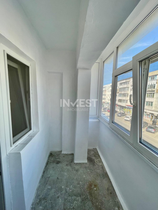 DE VANZARE-APARTAMENT 4 CAMERE-GALATA - 6