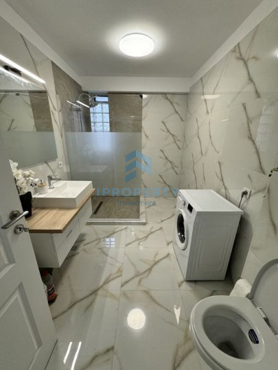 Închiriere Penthouse - Duplex 3 camere în Giulesti in bloc nou - fotografie proprietate 8