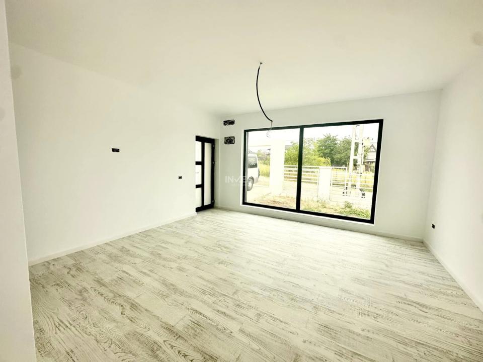 CASA INDIVIDUALA, 4 CAMERE, 2 BAI , 540 mp teren, MIROSLAVA-VALEA URSULUI - 1